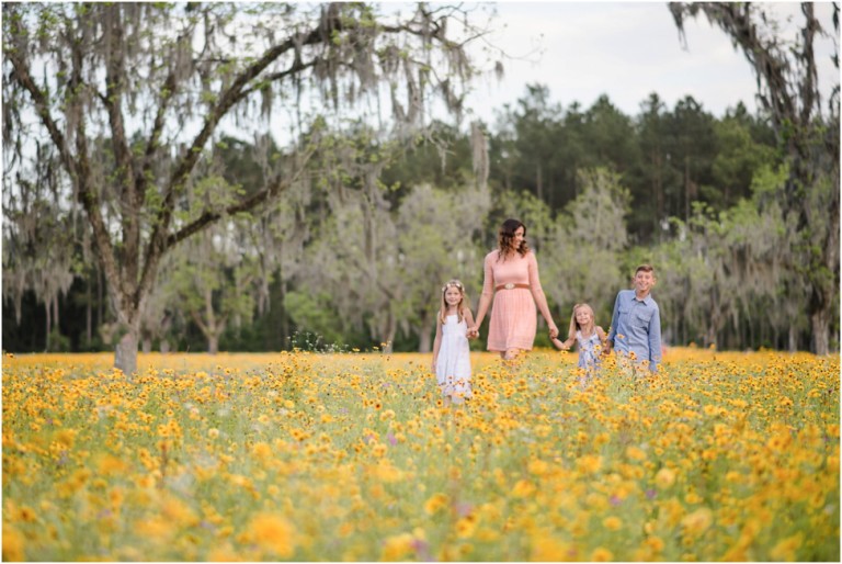 Because family sessions in the Flower Field is what I look forward every Spring.