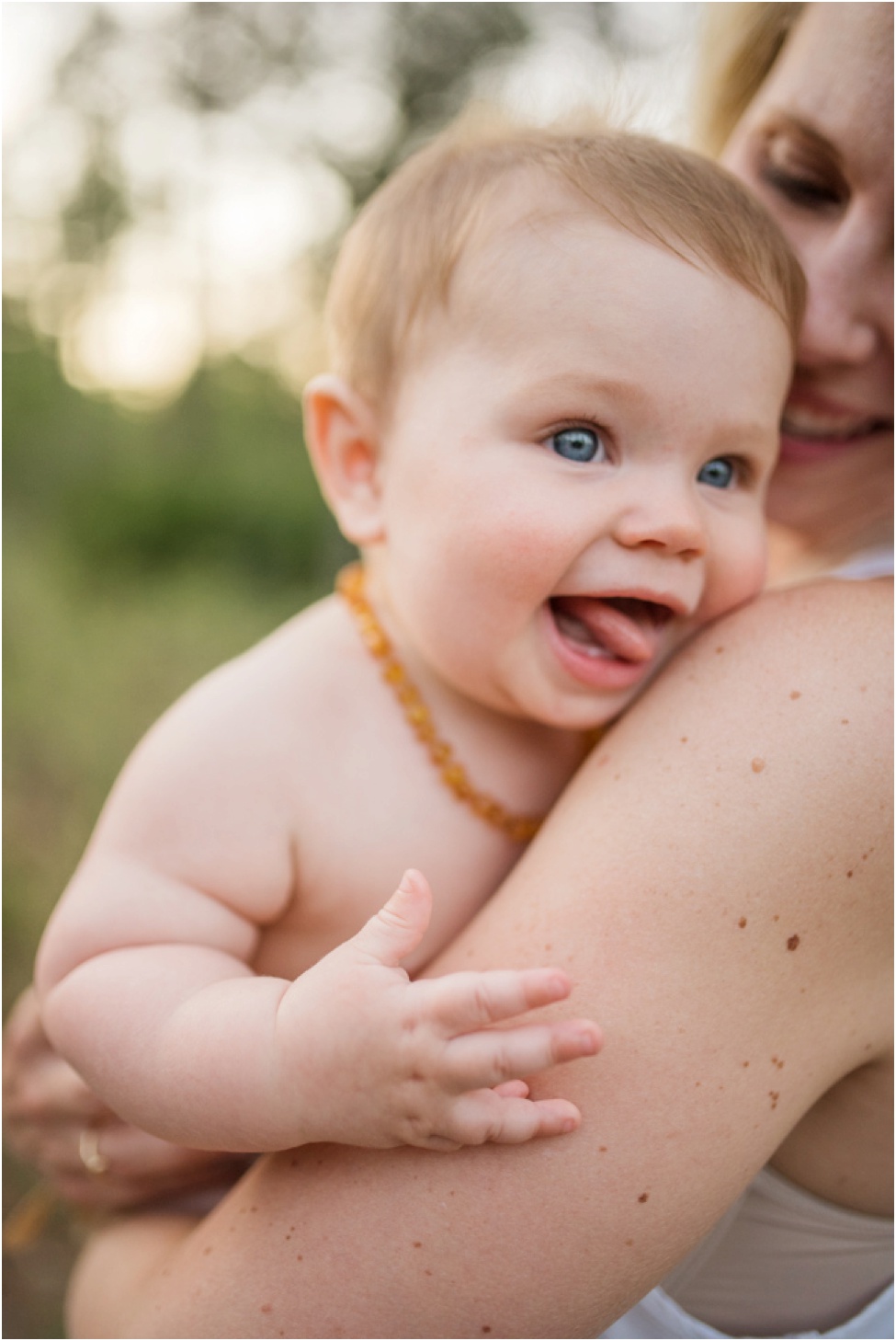 6 month old baby laughing | Atlantic Beach children photographer