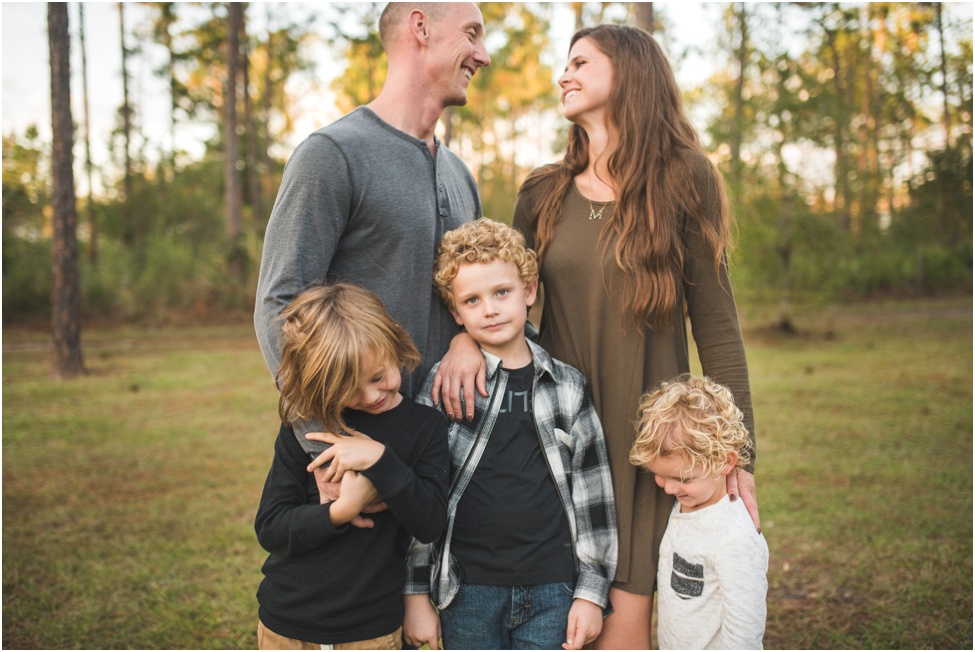 Date in the park with tribe of five | Jacksonville children and family photographer