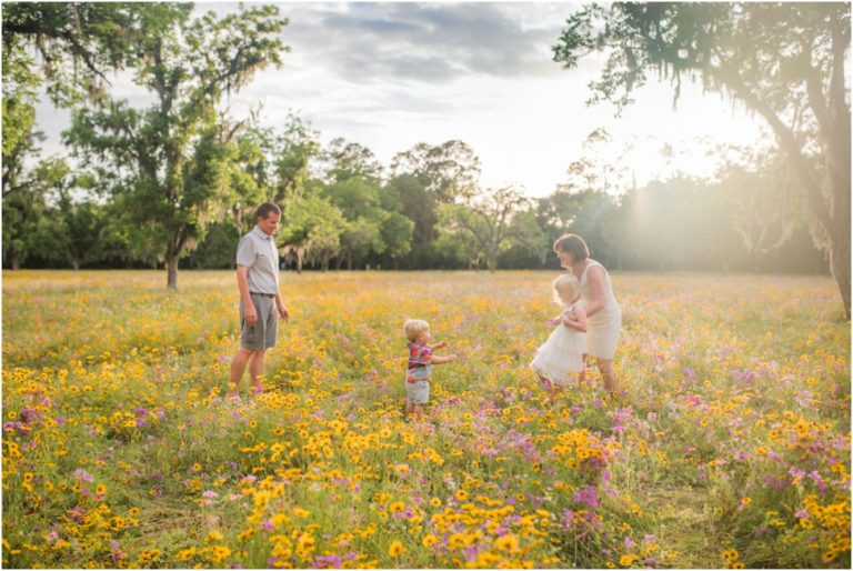 Family session in flowers  Jacksonville family photographer. Children and babies st. Augustine and Ponte Vedra photography