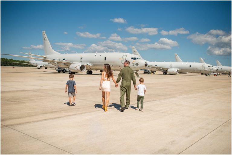 Emotional NAS Jacksonville homecoming. Family photographer Ponte Vedra Florida. Nocatee family welcomes navy srvice dad coming home