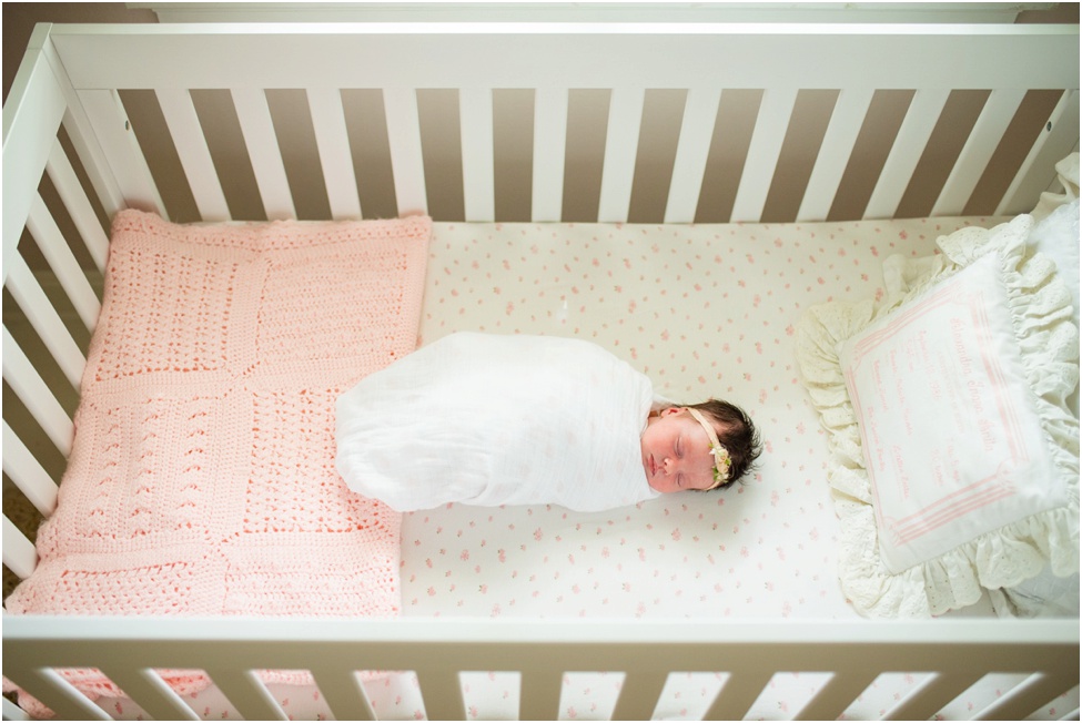 Jacksonville newborn photographer. 10 days old baby girl and her home_0079.jpg