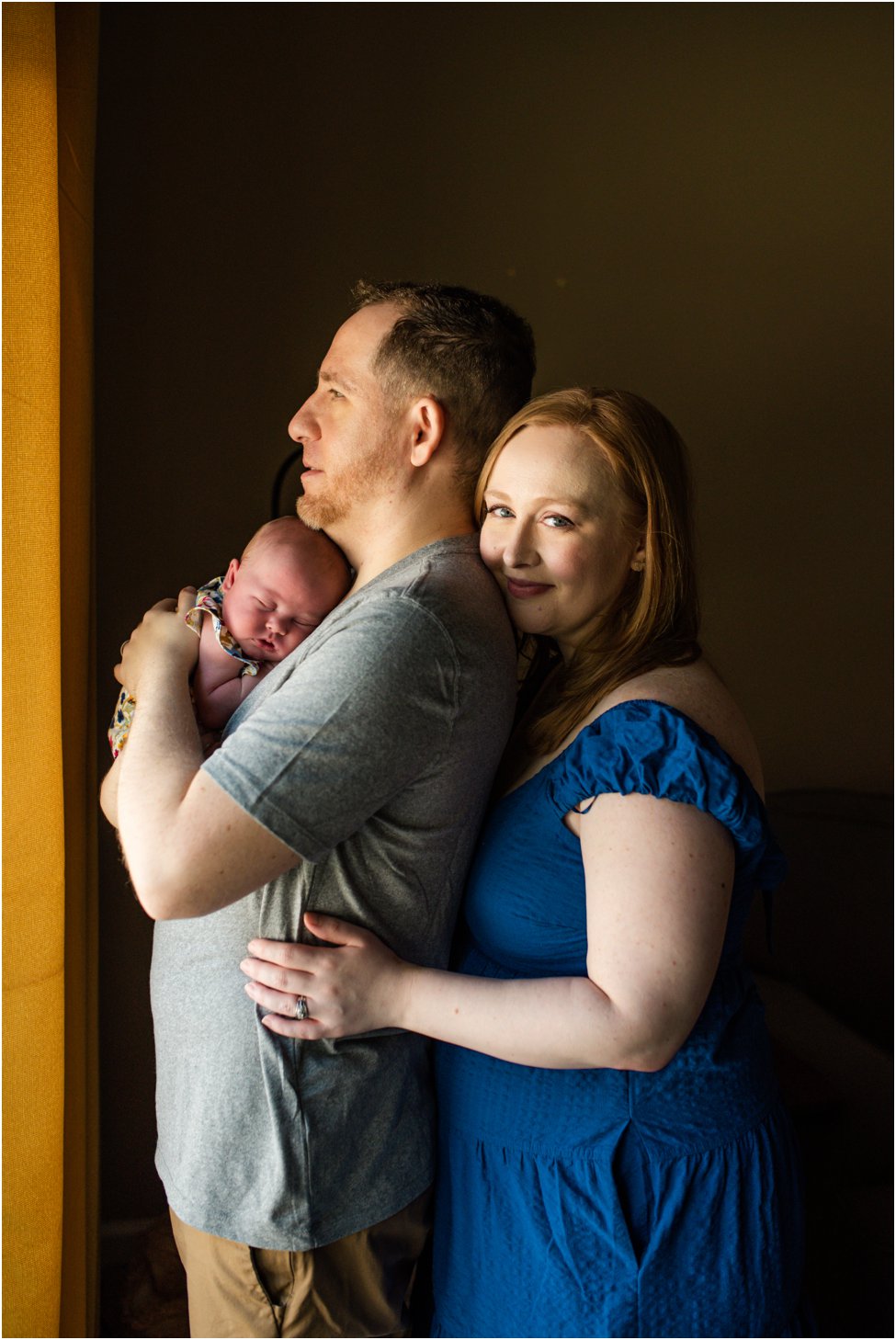 Jacksonville parents with their baby. Jax at home newborn session. At home newborn session Jacksonville Florida_0014.jpg