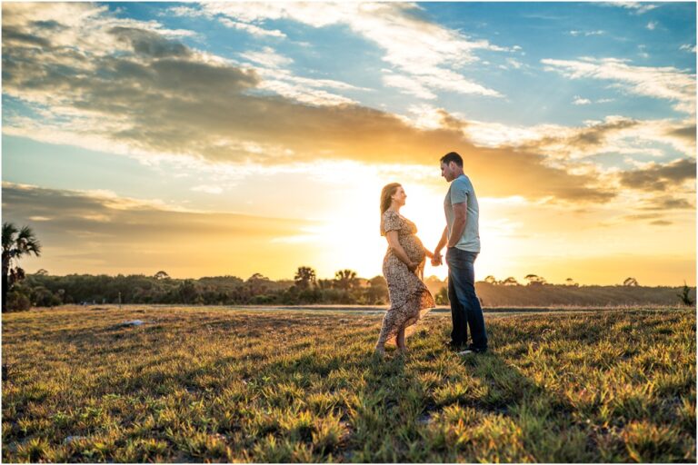 St. Augustine maternity photographer. Ponte Vedra sunset maternity photo session. Capturing pregnancy by Jacksonville photographer.